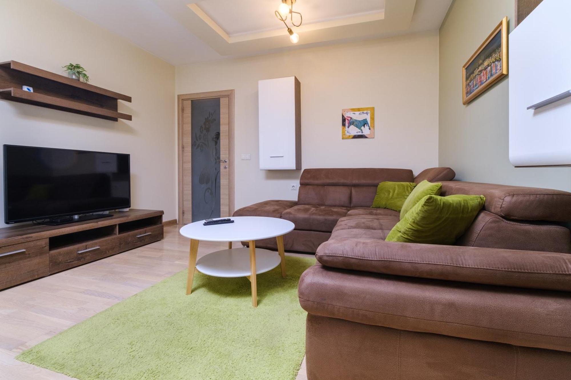 פלובדיב Riverside 2-Bedroom Apartment מראה חיצוני תמונה