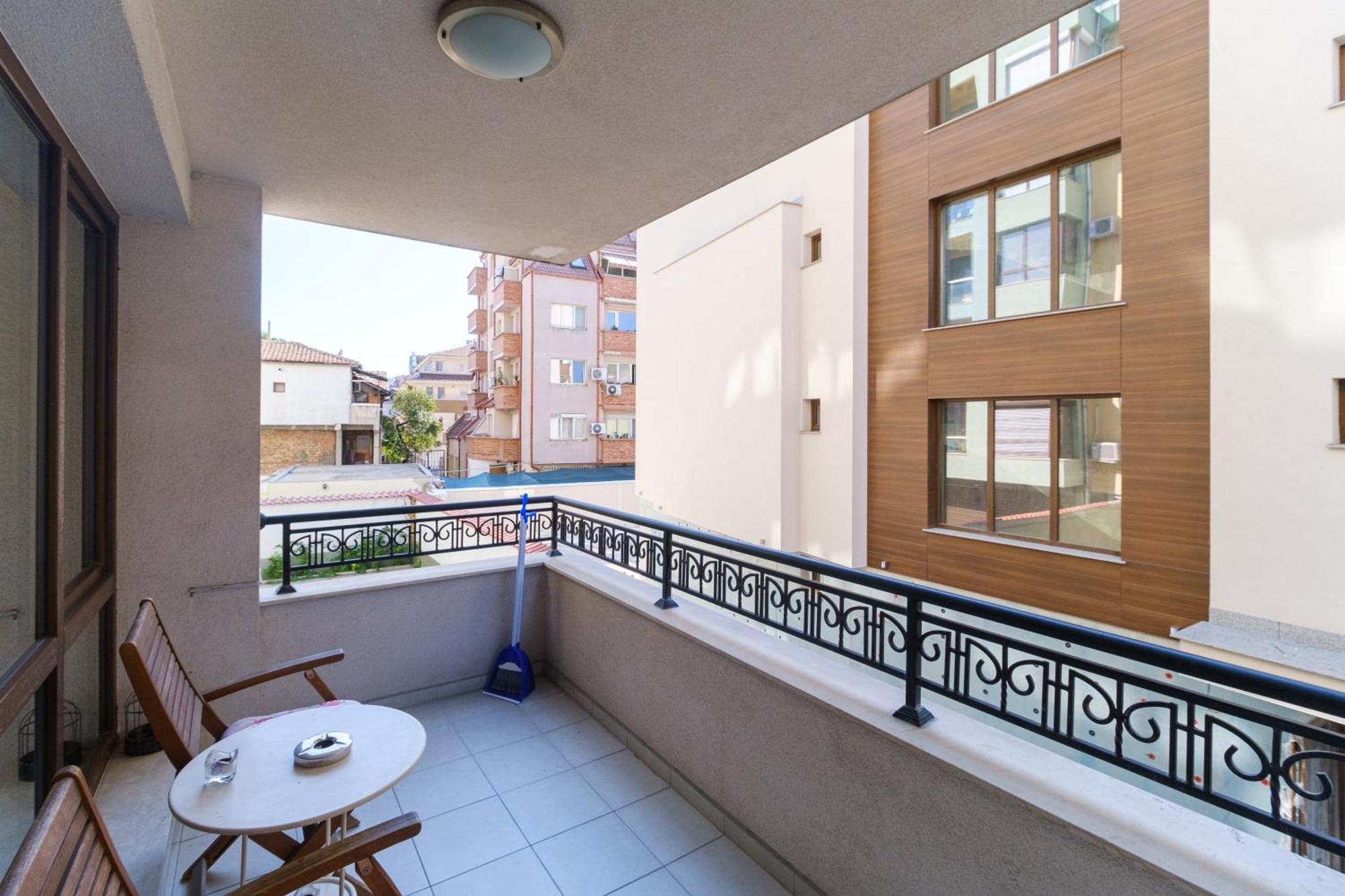 פלובדיב Riverside 2-Bedroom Apartment מראה חיצוני תמונה